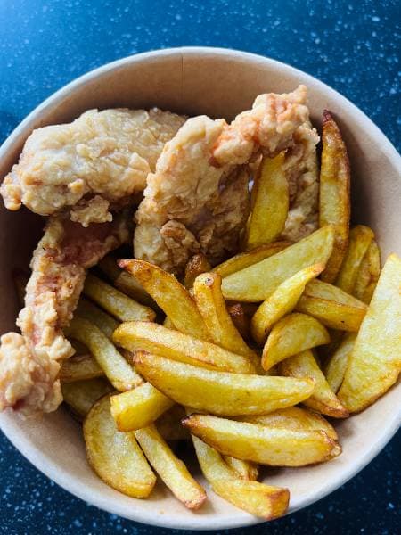 Crispy Fried Chicken with Chips